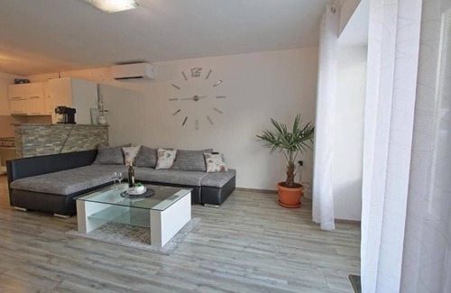 Brinje House | Modern house with full privacy and SPA