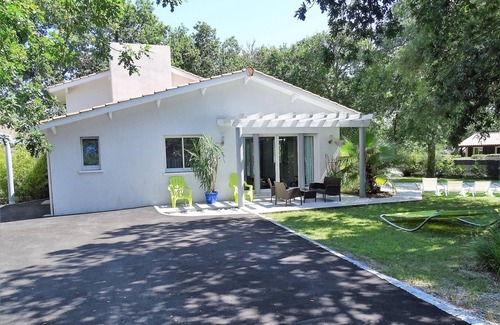 Labenne-Ocean House | Modern house with swimming pool close to the beach