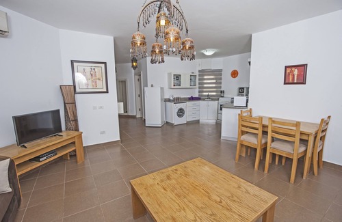 Al Mamsha El Seyahi Apartment | Modern Hurghada Holiday Apt 2 Bed/2 Bath Regency Towers - Tourist Area