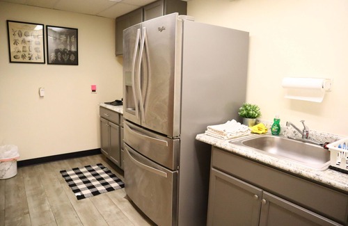 Colerain Township Apartment | Modern Industrial 1BR W/Gym, Ping-Pong, and More!