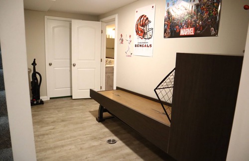 Colerain Township Apartment | Modern Industrial 1BR W/Gym, Ping-Pong, and More!