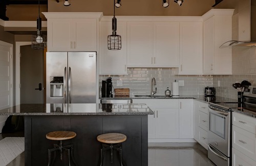 Benton Harbor Apartment | Modern Industrial Loft for Two