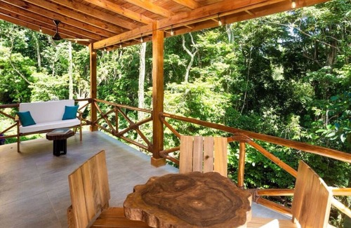 Puerto Bahia Apartment | Modern jungle studio with jacuzzi near quiet beach