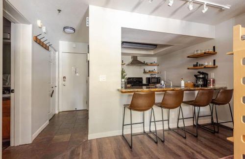 Kirkwood Apartment | Modern Kirkwood One Bedroom with Deck