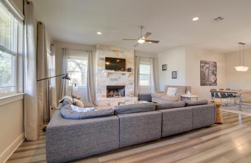 Waterford On Lake Travis House | Modern Lago Vista Home with Pool and Lake Access!