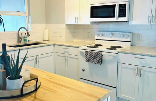 Spirit Lake House | Modern Lake Escape on Big Spirit