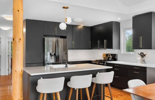 Saugerties House | Modern Lakefront Retreat