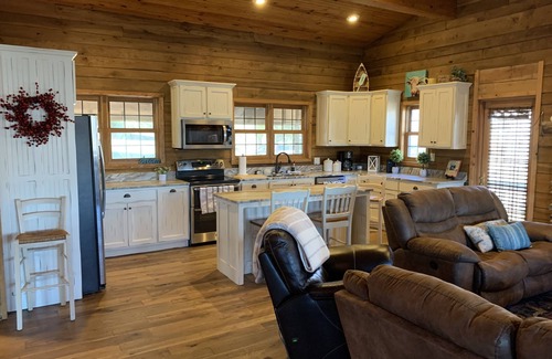 Falls of Rough Cabin | Modern Lakefront Log Cabin on Rough River Lake