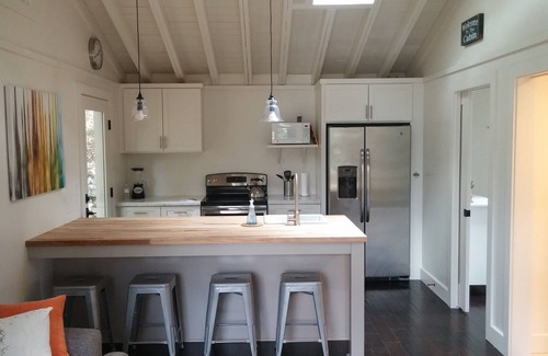 Bolton Landing Cabin | Modern Lakeside Cabin - 2 Kayaks, 2 SUPS, perfect lake stay