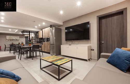 Gzira House | Modern, large and spacious HOME, perfect for GROUP