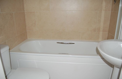 Trearddur Bay Apartment | Modern Large Apartment, Spectacular Sea Views.