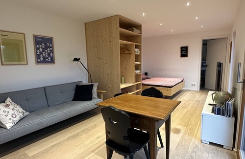 Konigsdorf Apartment | Modern, large terrace, garden and lots of sun.
