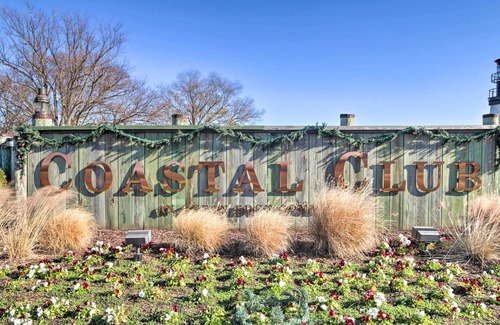 Lewes Cottage | Modern Lewes Home w/Deck, Grill + Pond View!