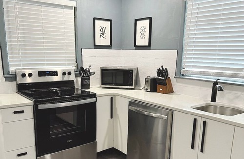 New Port Richey House | Modern living in historic New Port Richy