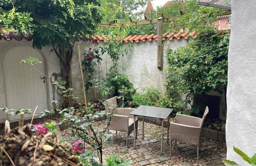 Stade Apartment | Modern living in a historic townhouse