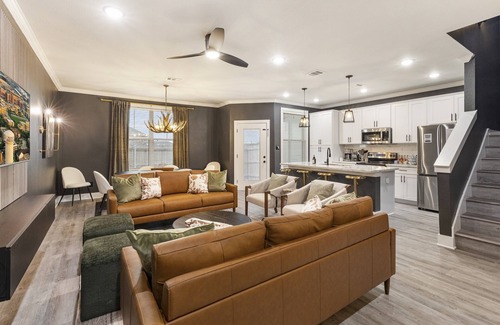 College Station House | Modern Living Near Texas A&M, College Station