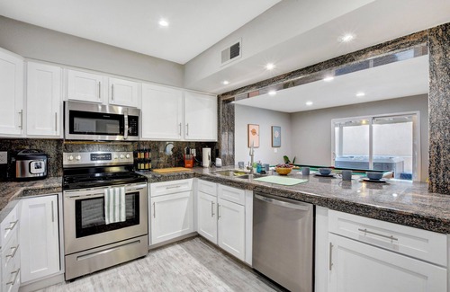 Winchester House | Modern Lockdown-7 Bd with Pool & Spa 30+ Day Home!