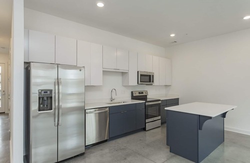 South Nashville House | Modern Loft In Wedgewood Houston/Downtown *90 day minimum*