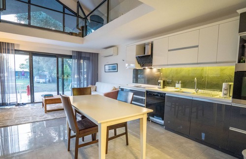 Karaca Koyu Villa | Modern Loft next to the Beach