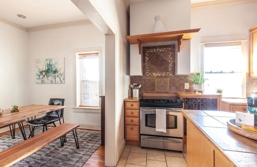Independence Apartment | Modern Loft on the Historic Independence Square #B