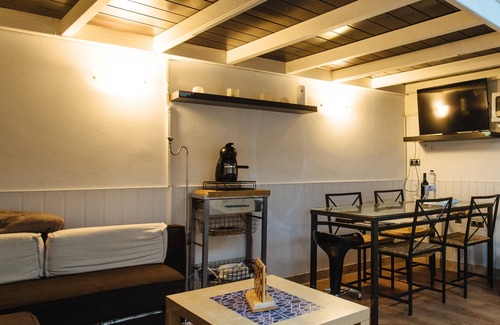 Alameda Apartment | MODERN LOFT, SEVILLE CENTER, A/C, FREE WIFI (Optional Garage)