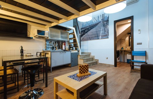 Alameda Apartment | MODERN LOFT, SEVILLE CENTER, A/C, FREE WIFI (Optional Garage)