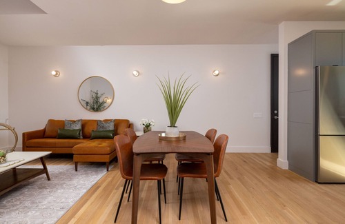 Fairmount House | Modern Loft w/Rooftop in Walkable Magnolia