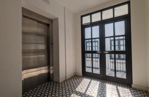 Las Cumbres Apartment | Modern Lofts in Plaza De La Independencia