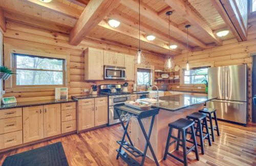 Pine City House | Modern Log Cabin with Rec Room, Steps to Lake!