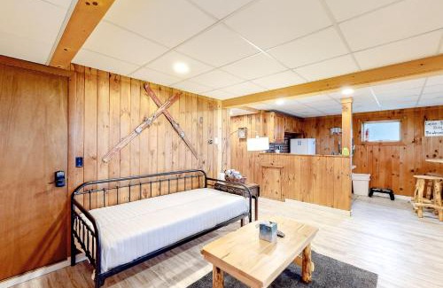 Montgomery Center Apartment | Modern Log Chalet - Lower Unit