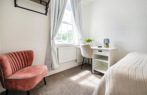 Higher Walton Apartment | Modern London stay near Nothing Hill