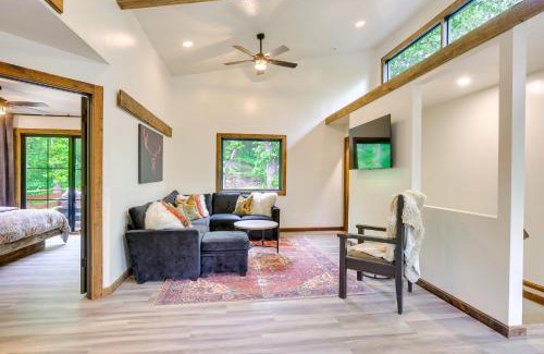Cass County House | Modern Louisville Home on 3 Acres with Gas Fire Pit!