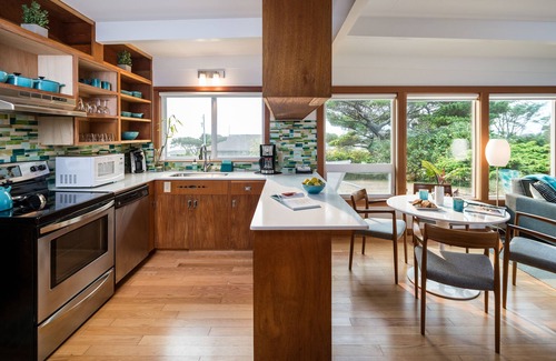 Arch Cape House | Modern Love by AvantStay | Serene Home in Arch Cape w/Large Yard!