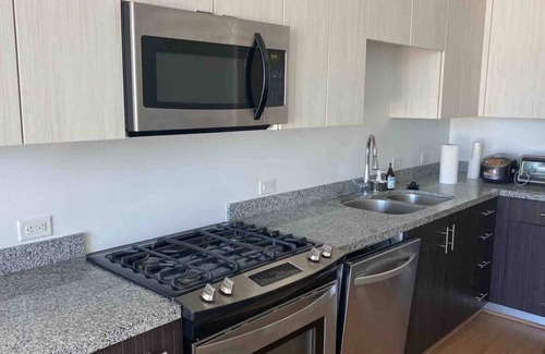 Wilshire Center Apartment | MODERN-LUX HIGHRISE UNIT