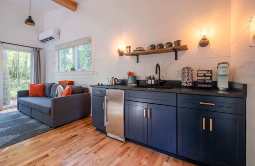 Freeport Cabin | Modern, Luxurious Cabin in the Woods - 03