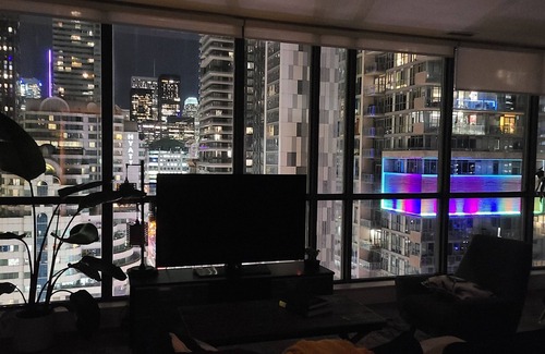 Fashion District Condo | Modern Luxurious Condo in Downtown
