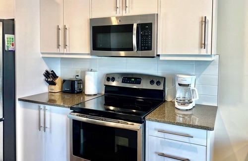 Regina Apartment | Modern & Luxurious Private Suite in Regina