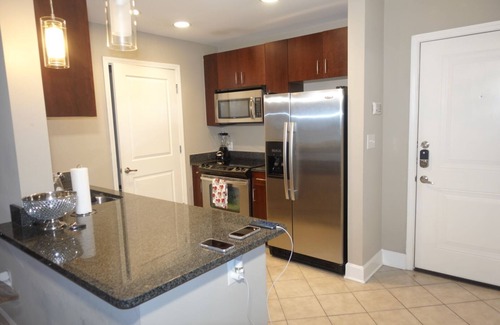 Home Park Apartment | Modern luxury 1 bedroom in Midtown
