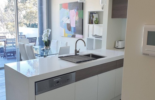 Point Frederick Apartment | MODERN LUXURY! 2B2B Apt, Water view, Location For work or relaxation.
