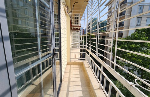 Banani Apartment | Modern Luxury 3-Bed 3-Bath Banani Apt - Parking Laundry Washer Dryer Dishwasher