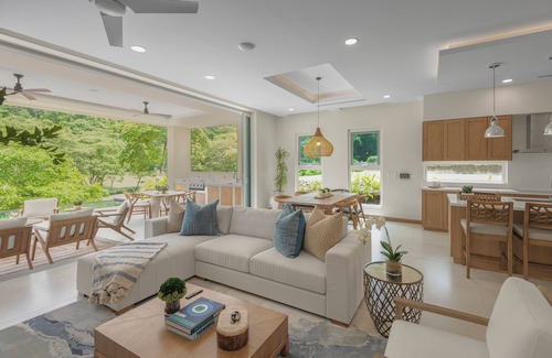 Pacuare Reserve House | Modern Luxury 4 Bedroom Fairway Dream Home.