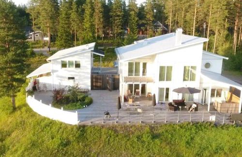 Hortlax Villa | Modern & luxury 8p villa with 25 sqm SPA and stunning views and private surroundings