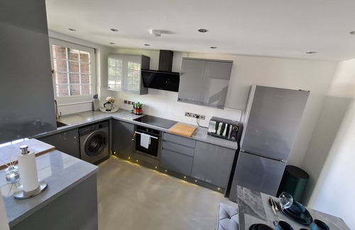 Limehouse Apartment | Modern Luxury Apartment & Family Home