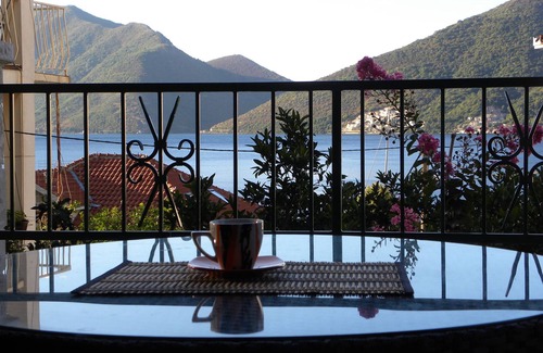 Strp Apartment | Modern, luxury apartment situated in the heart of Bay of Kotor