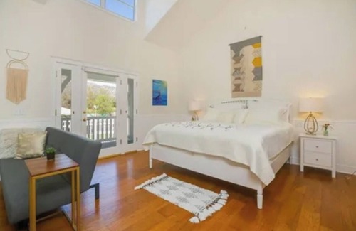 Ojai Other | Modern Luxury Farmhouse Retreat on 10acres -Yoga Studio -hosts 16