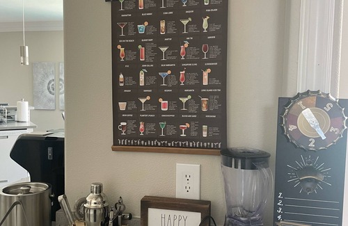 Las Vegas House | Modern luxury home ! 7 mins from the strip