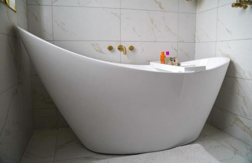 Huntington Apartment | Modern&Luxury House Near City Centre