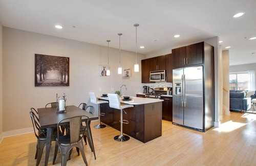 Northern Liberties House | MODERN LUXURY! Huge! Free Private Garage! Roofdeck!