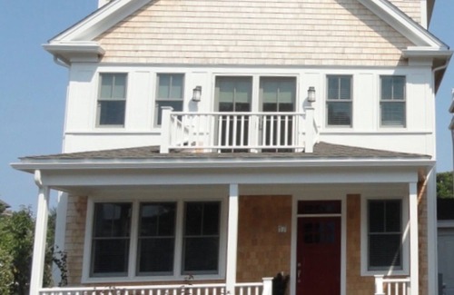 Provincetown House | Modern Luxury In Provincetown With Amenities Galor ~ Hot Tub!