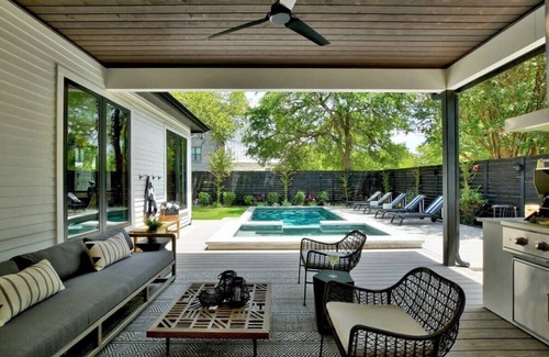 Montopolis House | Modern Luxury Ranch | Heated Pool